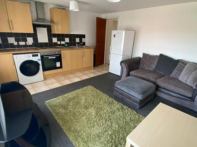 2 bedroom flat in Liverpool