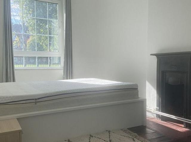 2 bedroom flat in London
