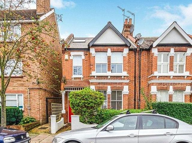 2 bedroom flat in London