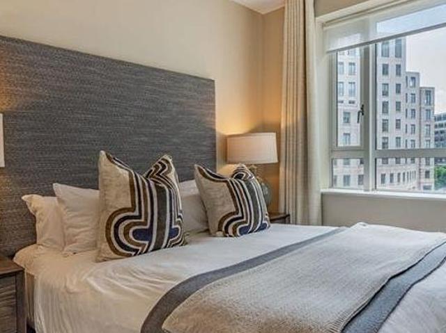 2 bedroom flat in London