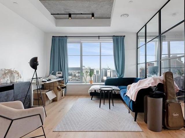 2 bedroom flat in London