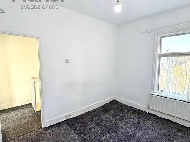 2 bedroom flat in London