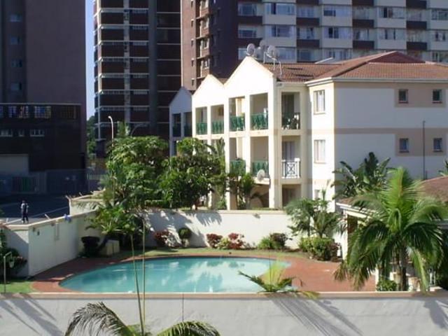 2 Bedroom Flat in North Beach