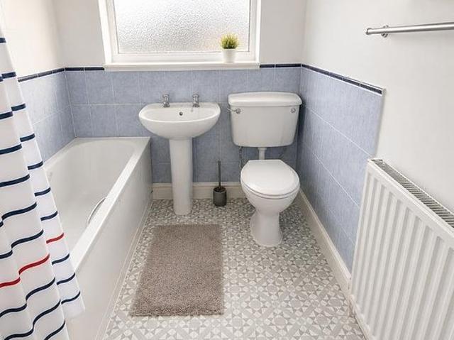 2 bedroom flat in Orpington
