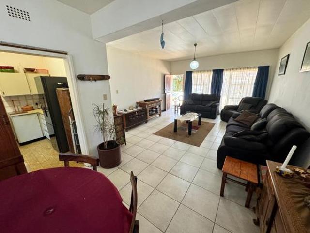 2 Bedroom Flat in Parys
