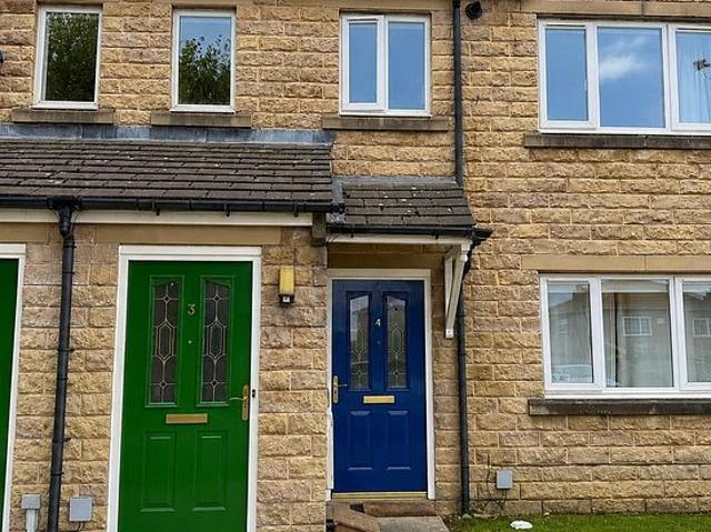 2 bedroom flat in Pudsey