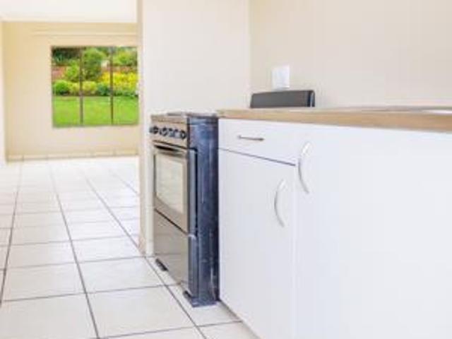 2 Bedroom Flat in Randfontein Central