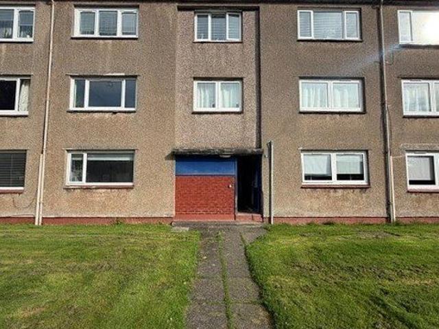 2 bedroom flat in Renfrew