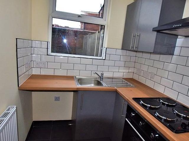 2 bedroom flat in Rotherham