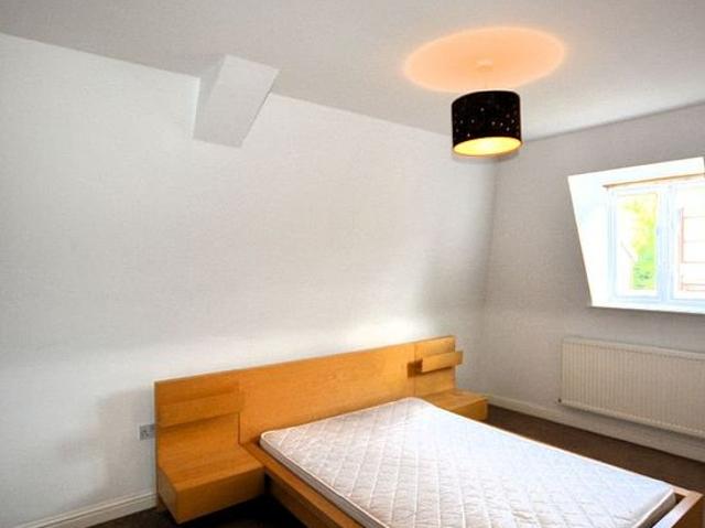 2 bedroom flat in Rotherham