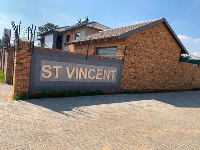 2 Bedroom Flat in Rynfield Ah