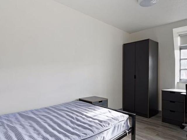 2 bedroom flat in Sheffield