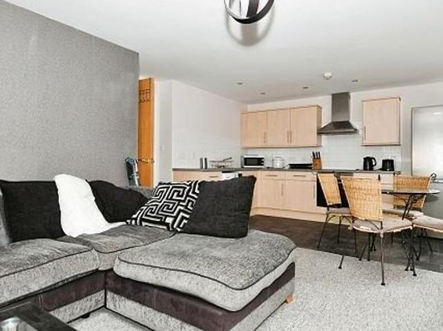 2 bedroom flat in Sheffield
