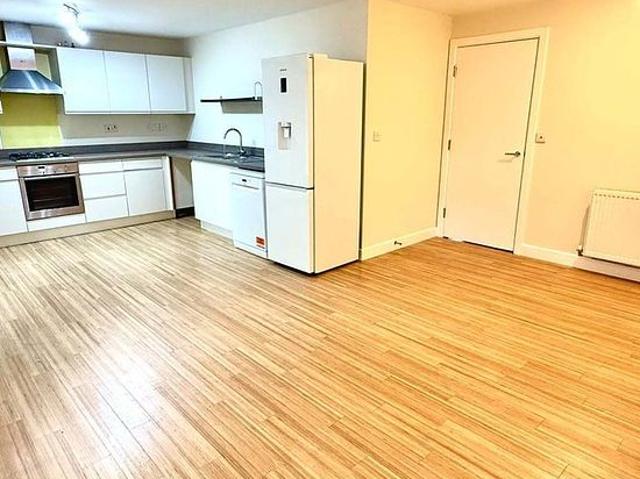2 bedroom flat in Sheffield