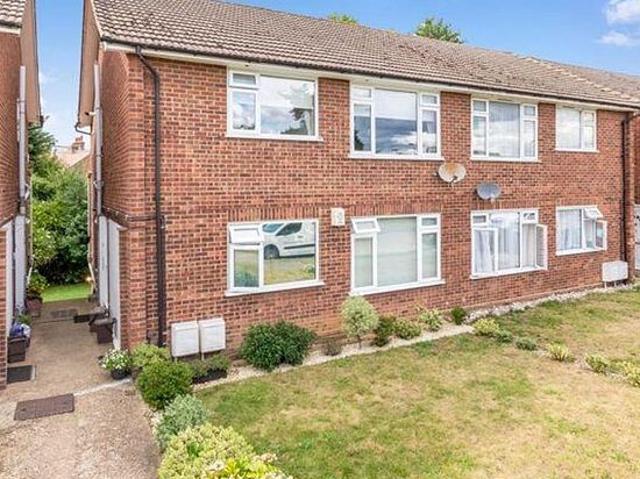 2 bedroom flat in Sidcup