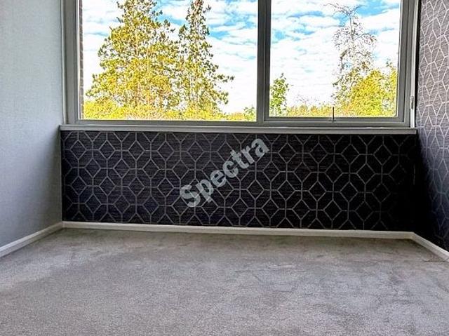 2 bedroom flat in Solihull