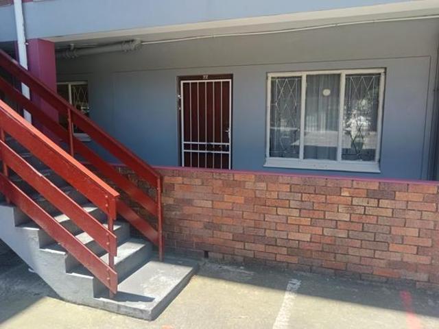 2 Bedroom Flat in Southernwood