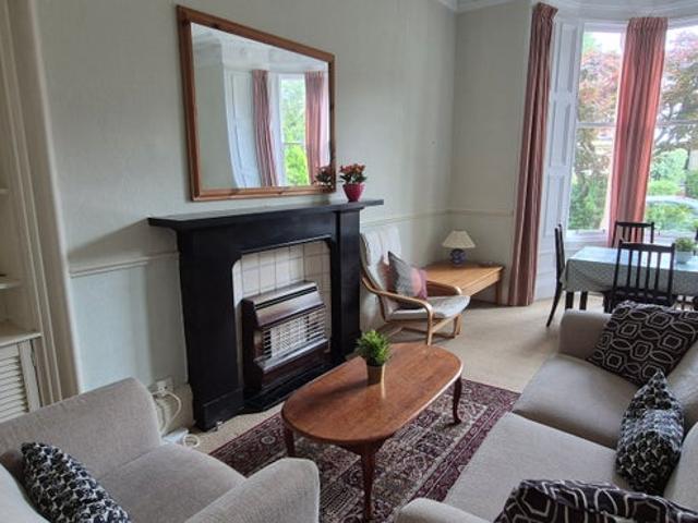 2 bedroom flat near Edin. Uni. Kings Bldgs