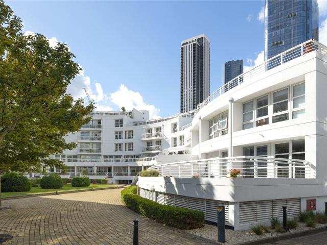2 bedroom Flat