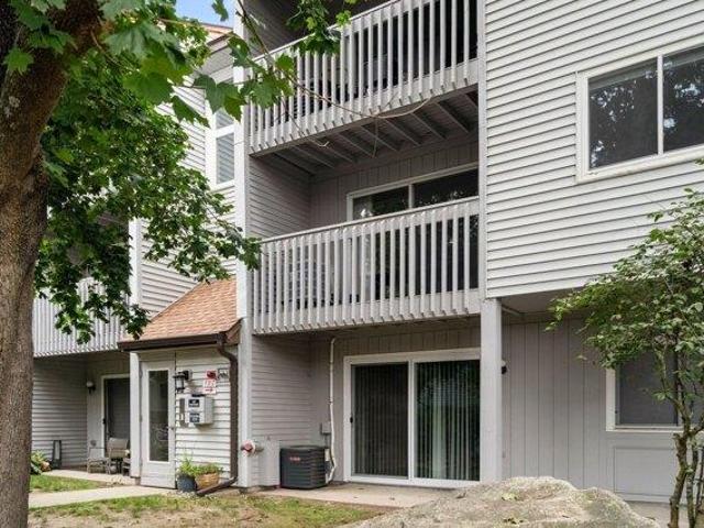 2 bedroom, Franklin MA 02038 105428035