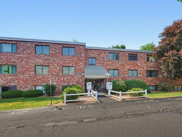 2 bedroom, Franklin MA 02038 105591447