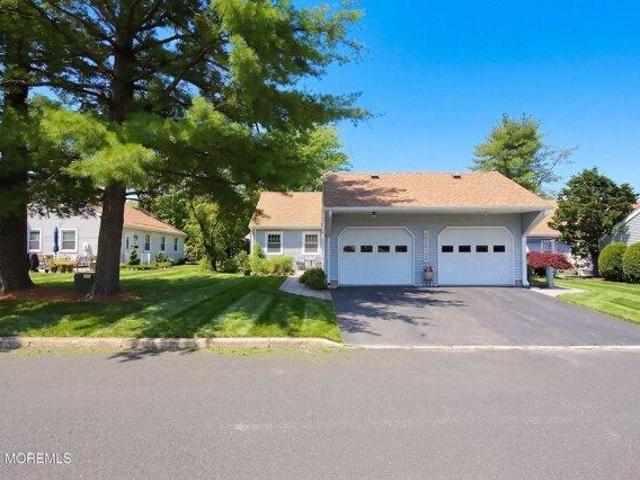 2 bedroom, Freehold NJ 07728 105318021