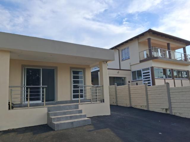 2 Bedroom Freestanding Rented in Sydenham