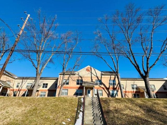 2 bedroom, Front Royal VA 22630 104738083