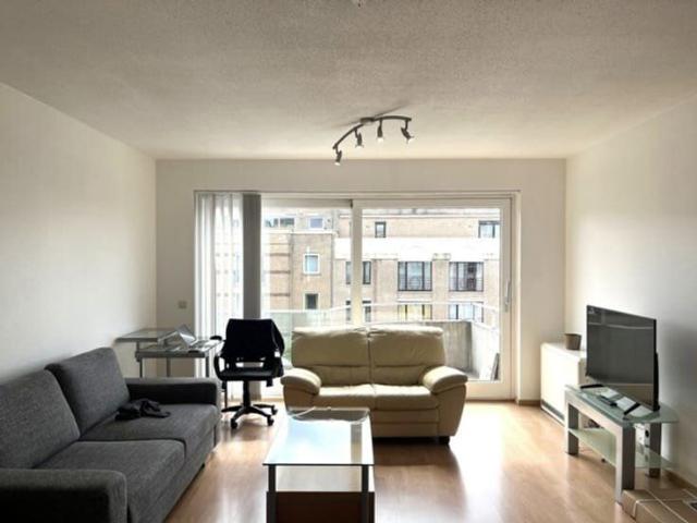 2 Bedroom, furnished apartment with 2 terraces and parking