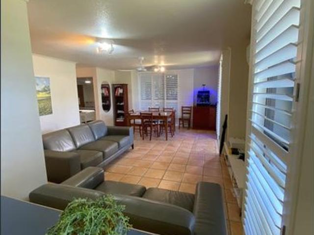 2 Bedroom Furnished Apartment On Noosa River