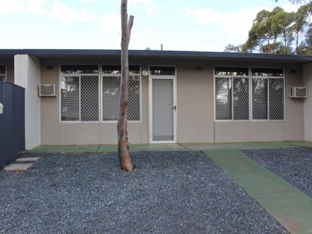 2 Bedroom Furnished Unit in East