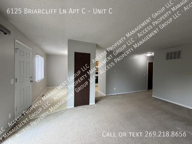 2 bedroom, Kalamazoo MI 49009 104615023