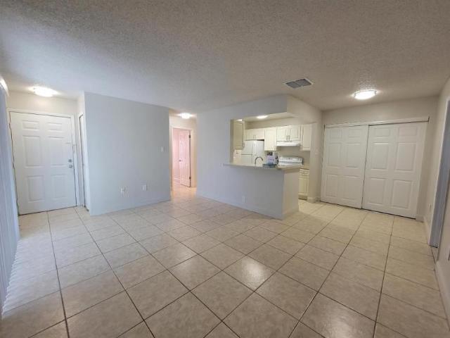 2 bedroom, Kissimmee FL 34741 LS101770418