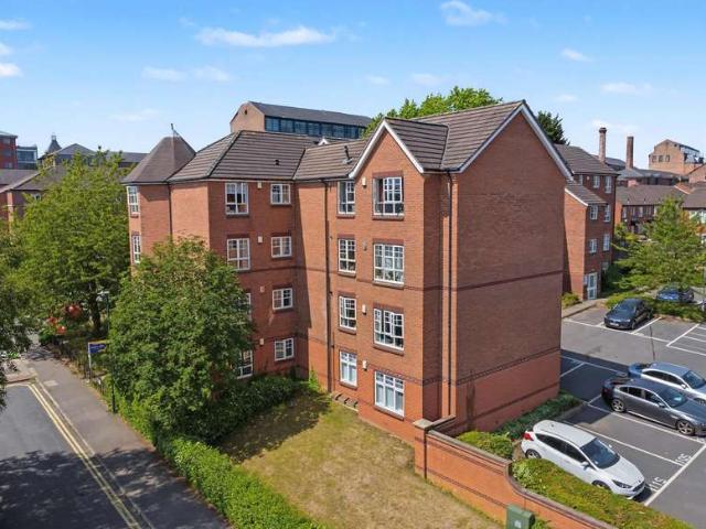 2 Bedroom Apartment Flat