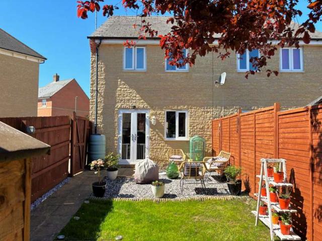 2 Bedroom House