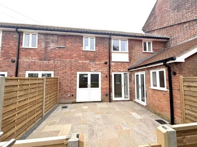 2 Bedroom Semi Detached House