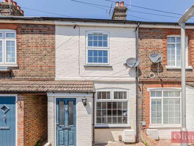 2 Bedroom Cottage House