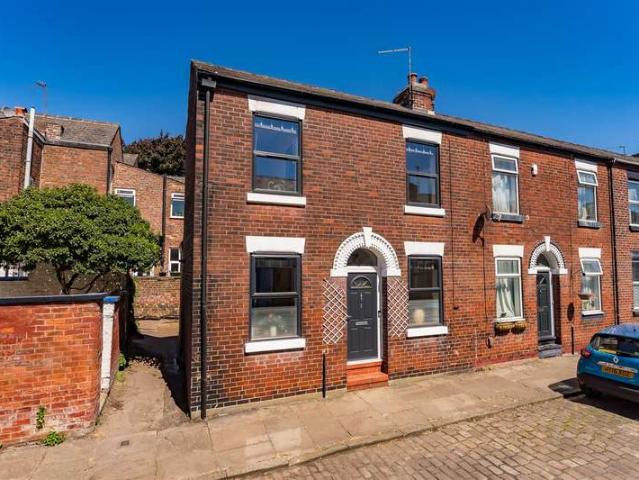 2 Bedroom House