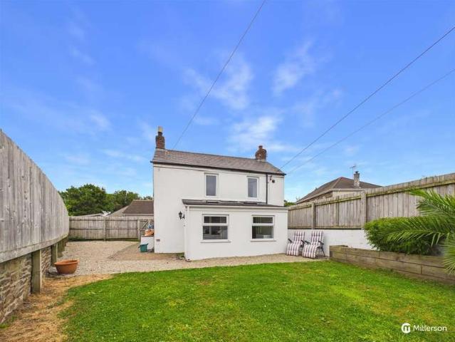2 Bedroom House