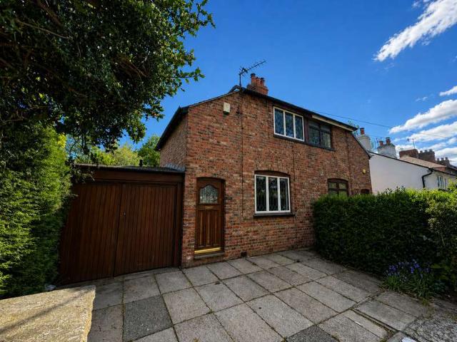 2 Bedroom House