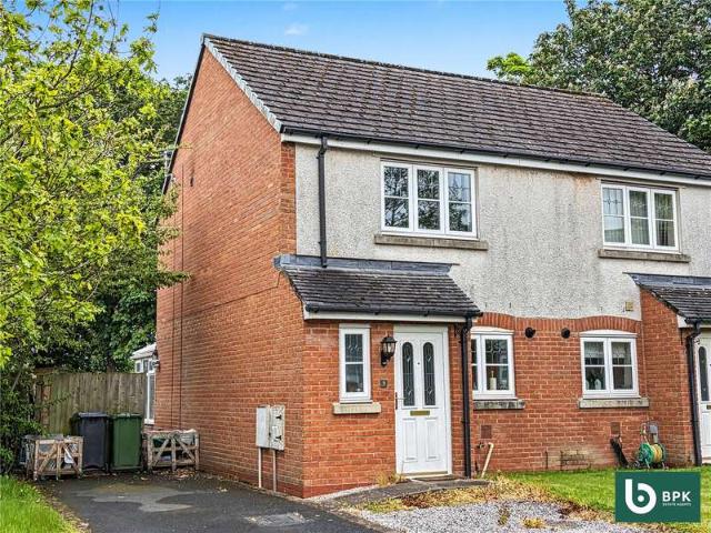 2 Bedroom House