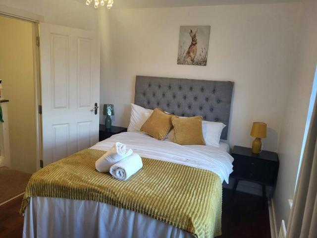 2 Bedroom House Colchester Colchester 102849644