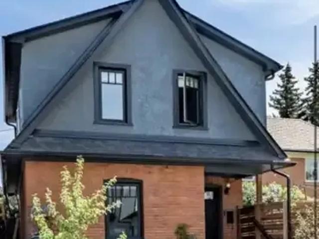 2 Bedroom House Calgary AB 104782712
