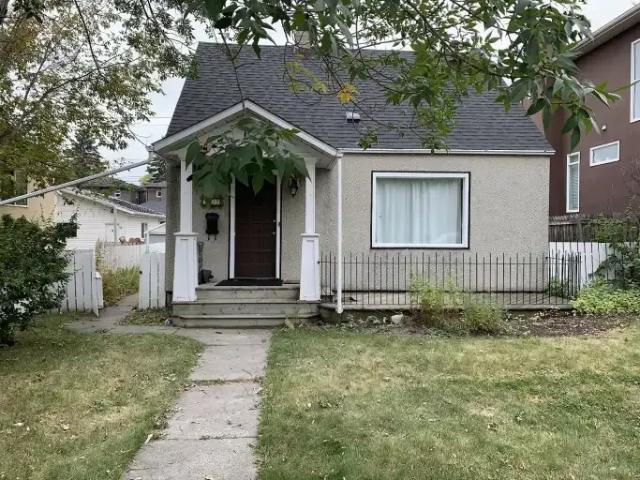 2 Bedroom House Calgary AB 104985951
