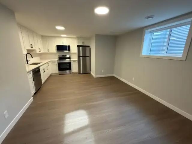 2 Bedroom House Calgary AB 105185997