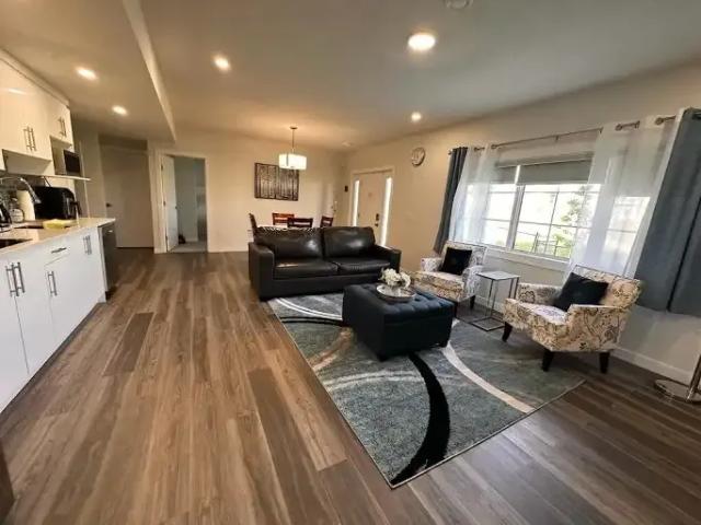 2 Bedroom House Calgary AB 106222938