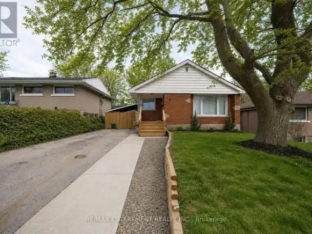 2 Bedroom House Cambridge ON 103920554