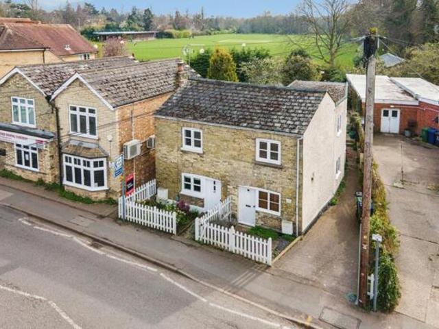 2 Bedroom House Cambridgeshire Cambridgeshire 101678592