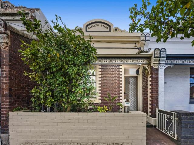 2 Bedroom House Carlton North VIC 102758991