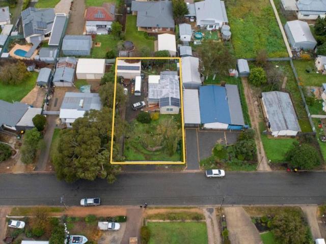 2 Bedroom House Clare SA 105863676